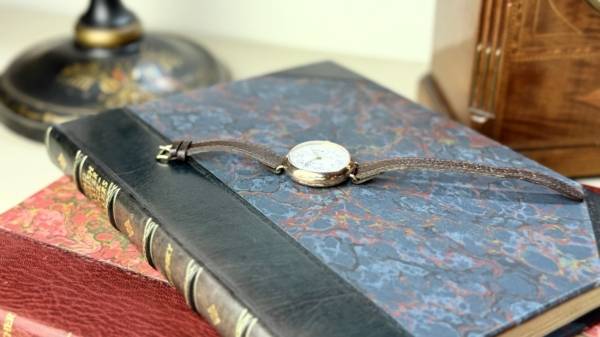 1920's Single Pusher Chronograph in 9ct Rose Gold - Image 2