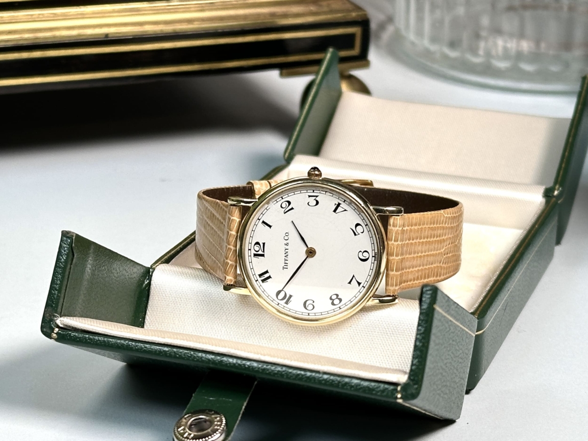 Tiffany & Co. in 14ct yellow gold w/ white numeral dial - Image 3