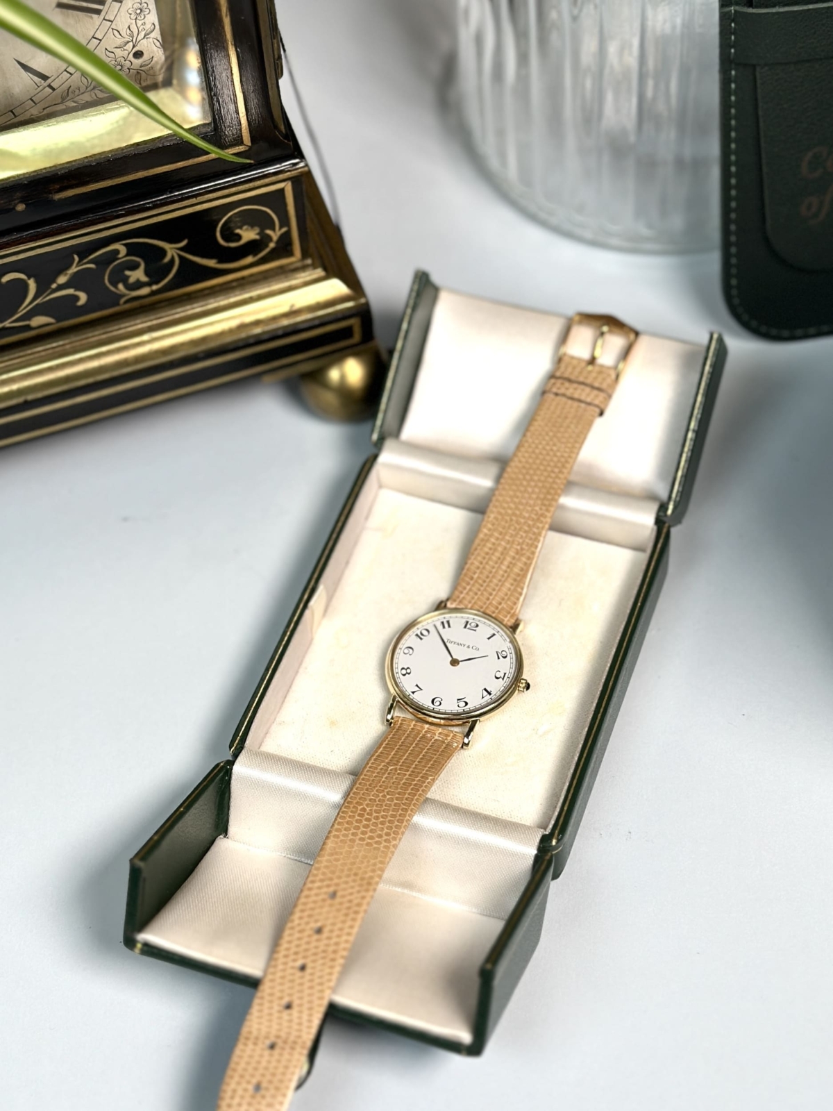Tiffany & Co. in 14ct yellow gold w/ white numeral dial - Image 7