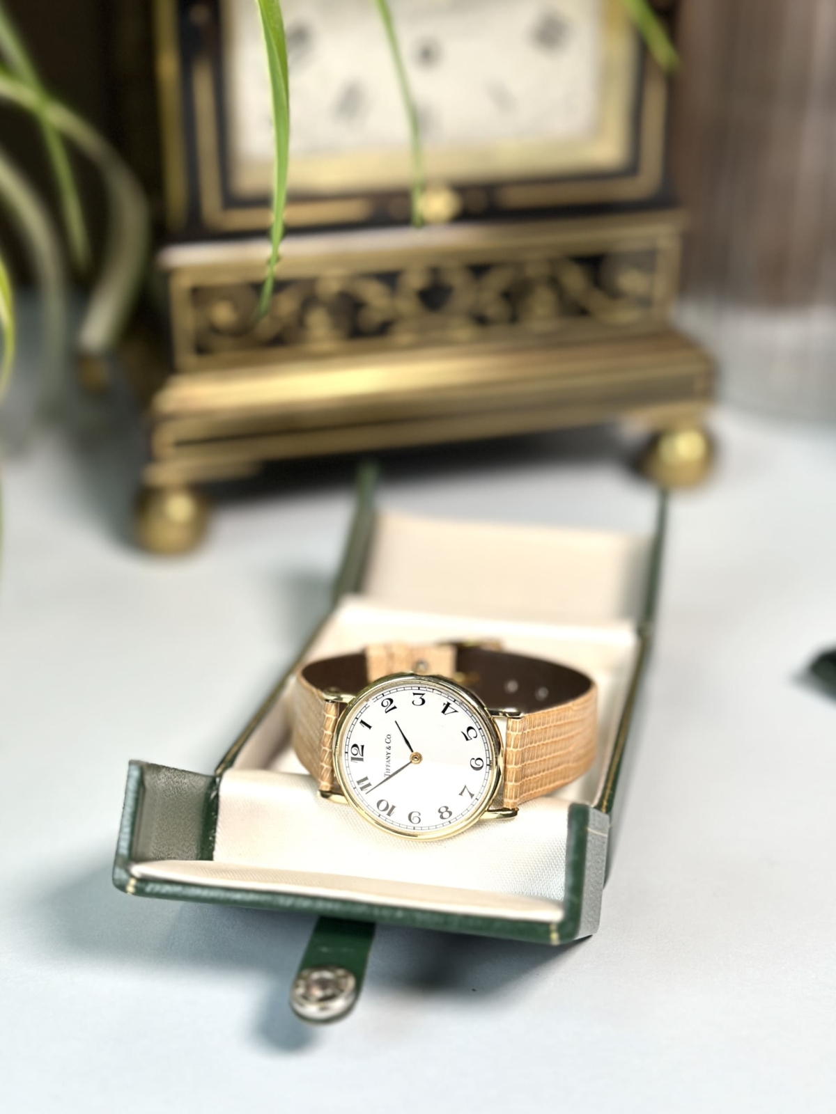 Tiffany & Co. in 14ct yellow gold w/ white numeral dial - Image 8