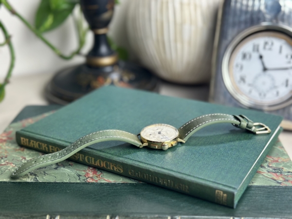 Universal Geneve Compax Chronograph - 18ct Gold - Image 5