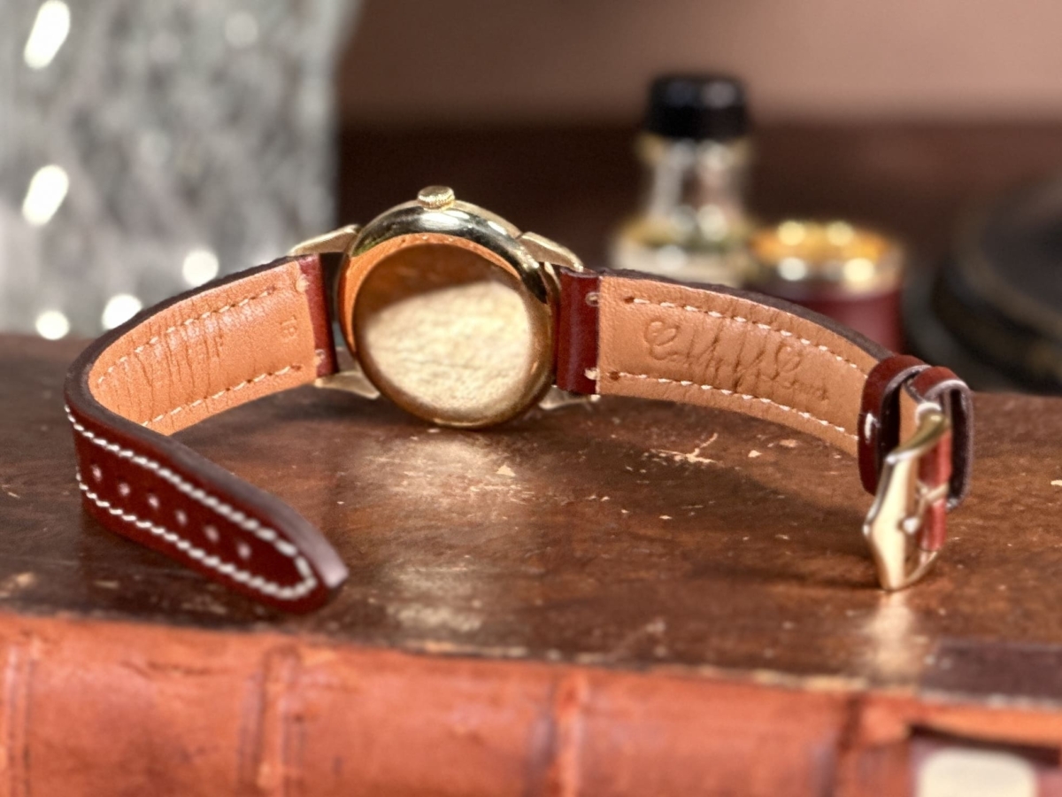 1950's International Watch Company 18ct Gold w/ Rare Dial - Image 7
