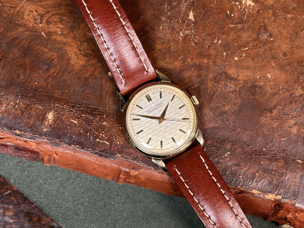 1950's International Watch Company 18ct Gold w/ Rare Dial - Image 6