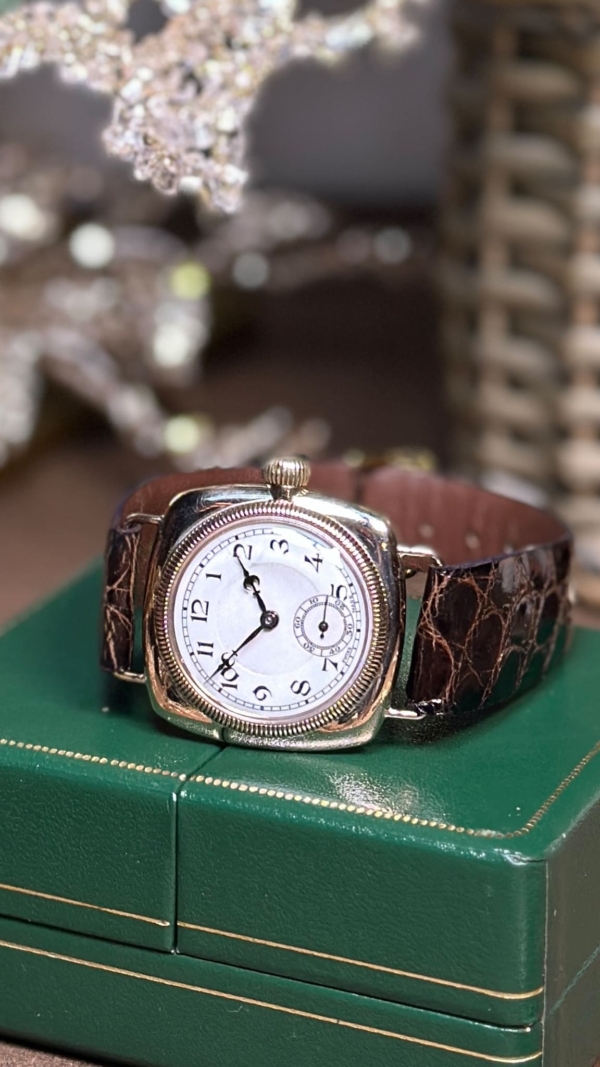 1930's Rolex Oyster Cushion Case w/ Enamel Dial in 9ct Gold